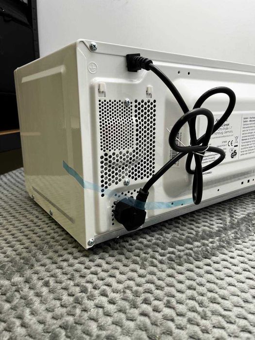 Kuchenka mikrofalowa Hanseatic 700W | 20L | Rozmrażanie