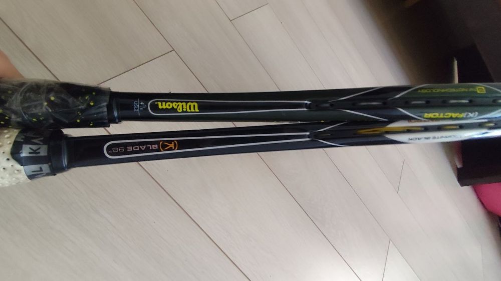 Професійна тенісна ракетка Wilson 50-60 LBS