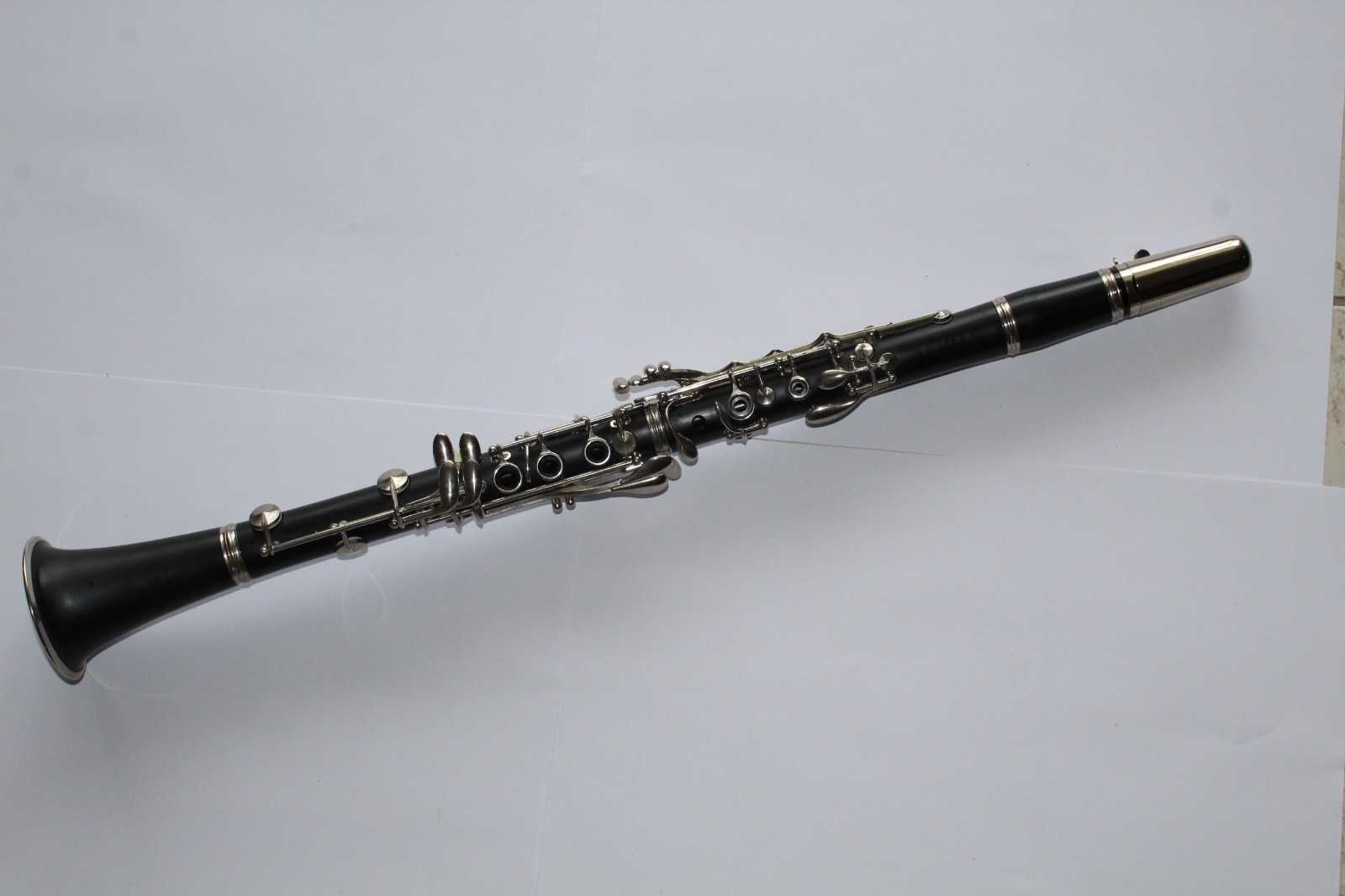 Clarinete com mala