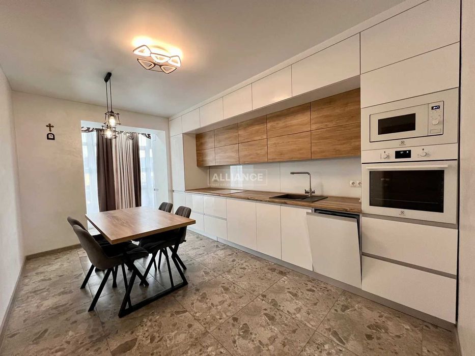 2к квартира! Центр. Мельника 10!