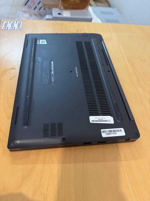 Dell Latitude 7390