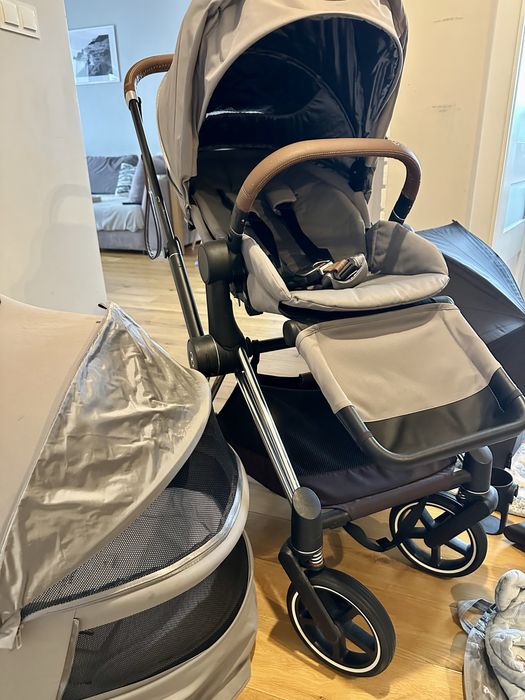 Zestaw Cybex Priam 2.0, parasolka, uchwyt na kubek, śpiworek zimowy