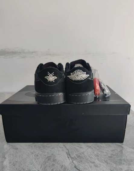 Jordan 1 Retro Low OG SP Travis Scott Black Phantom EU 41