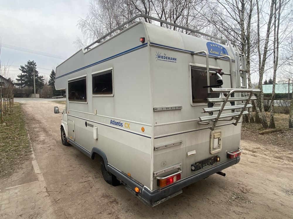 Camper Kamper Ford 2.5 diesel Markiza Solary Osobny Prysznic 4 osoby
