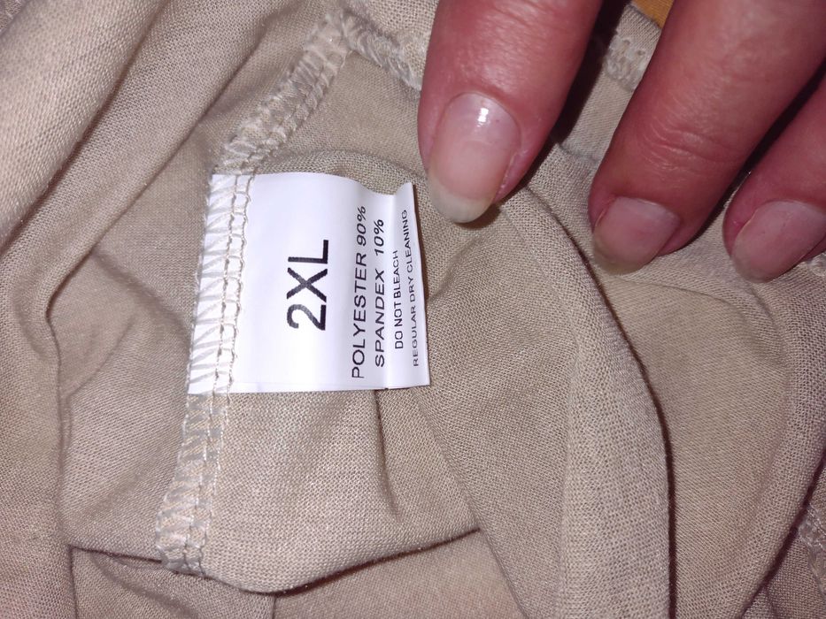 Sprzedam nową bluzkę w rozmiarze 2xl