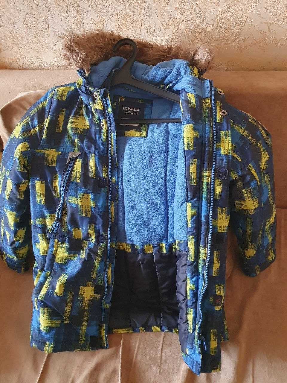 Куртка зимова на хлопчика LC Waikiki (б.у.) -9-10 років
