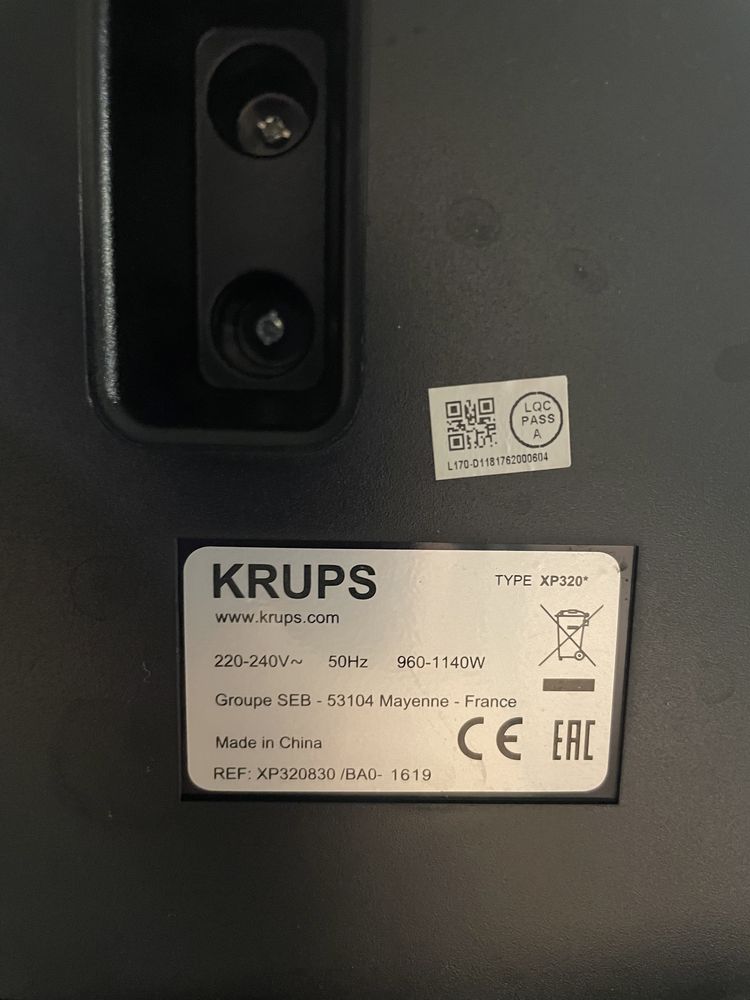 Продам Кавоварка KRUPS XP320830