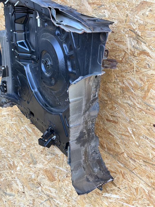 AUDI A3 S3 8P Quattro 4X4 podłoga bagażnika wanna mocowanie