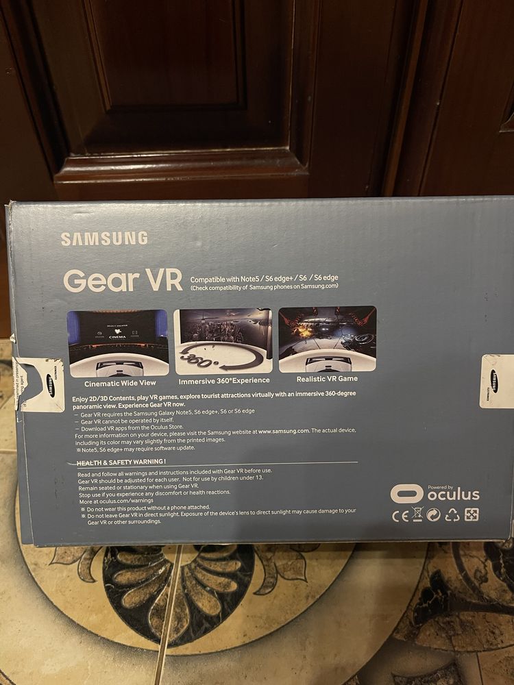 Samsung Gear VR - окуляри віртуальної реальності
