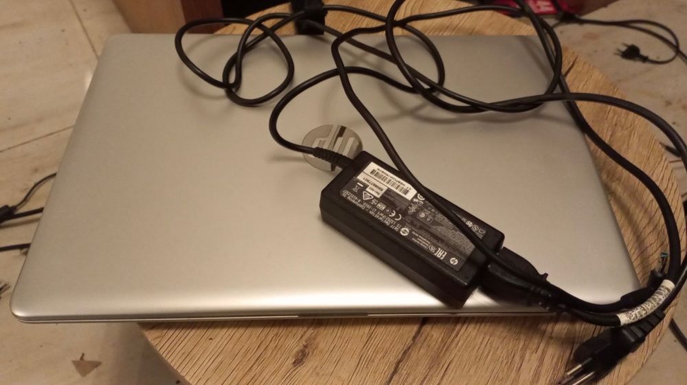 Laptop HP 7265NGW i7/8GB/1,82 TB/Windows 11