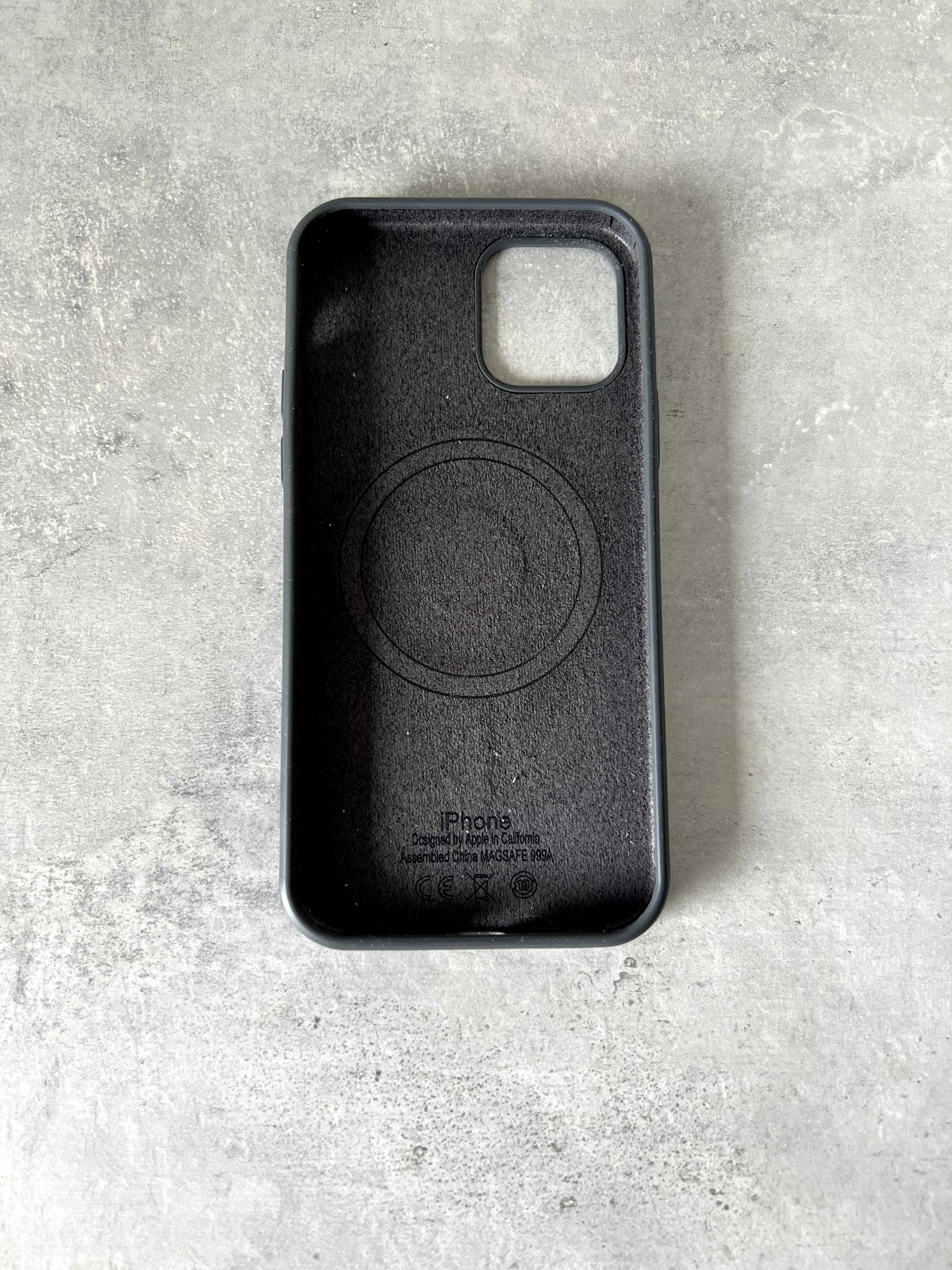 Case etui obudowa do Apple Iphone 12 czarne