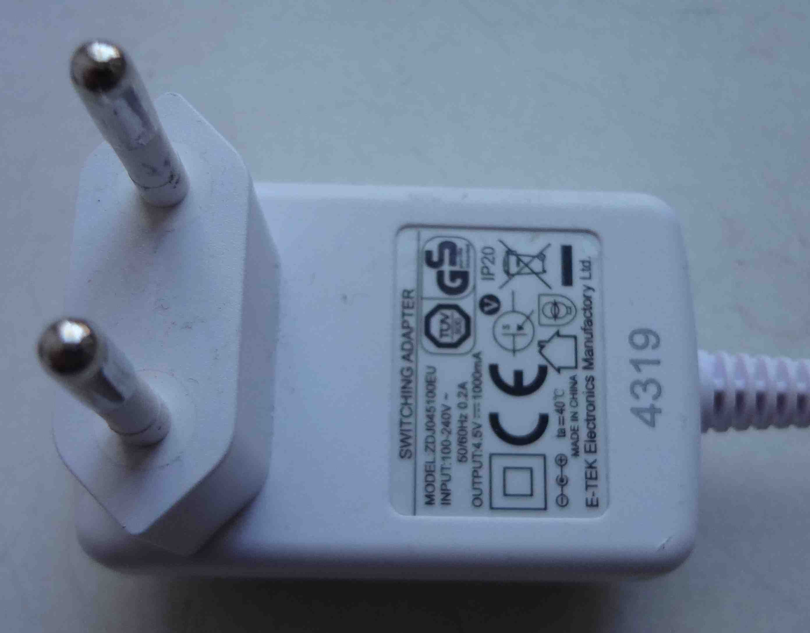 Оригинальный блок питания Switching 4.5V 1000mA ZDJ045100EU