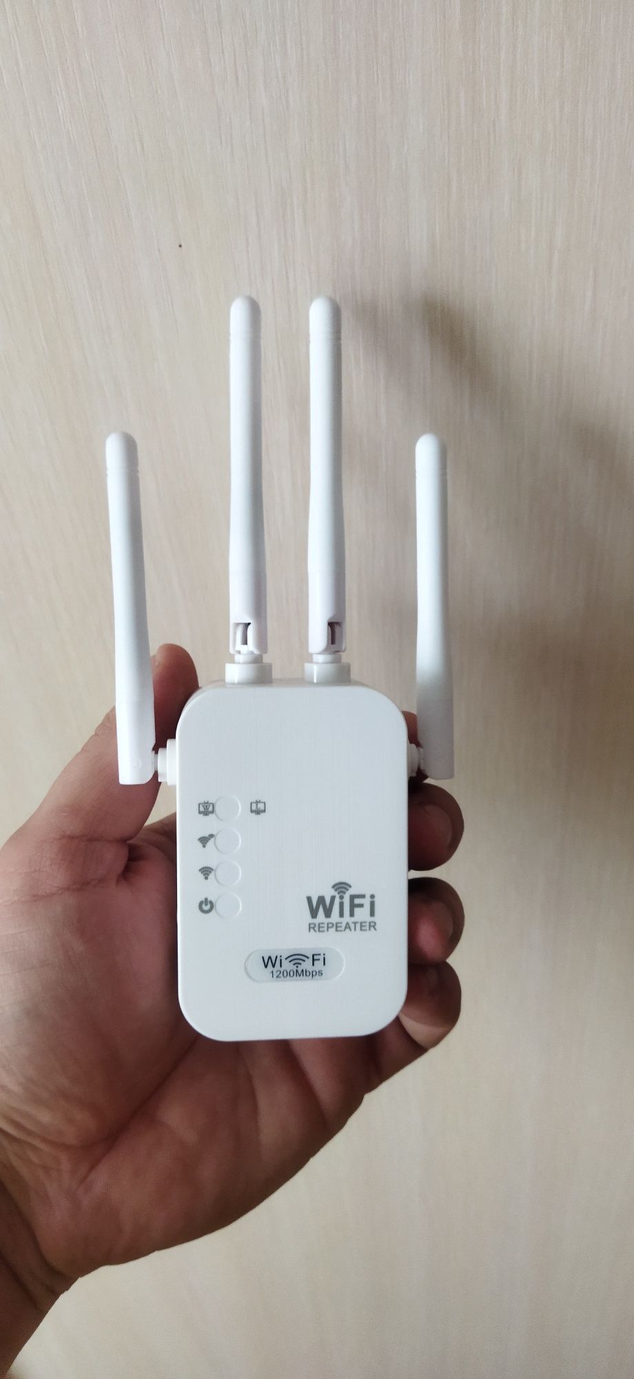 Продам wi fi repeator