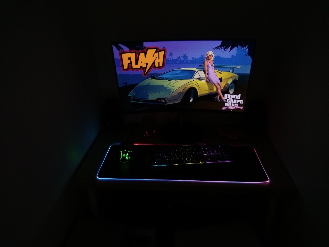 Asus TUF A15 Ryzen 9 4900H | RTX 2060 | 32GB | 1,28TB | 144Hz | W10Pro