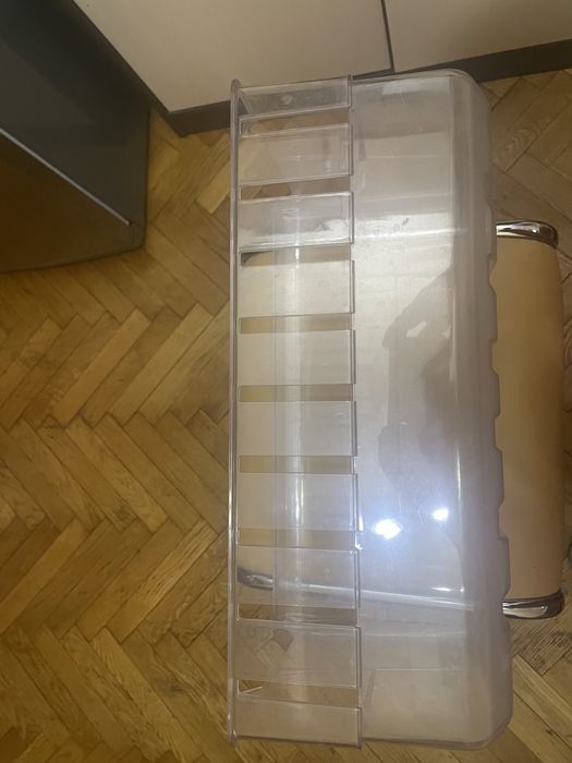 Продам шухляду в морозильну камеру