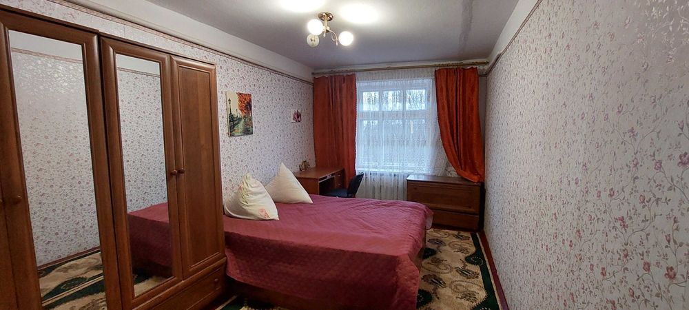 Продам квартиру в с.Хролин