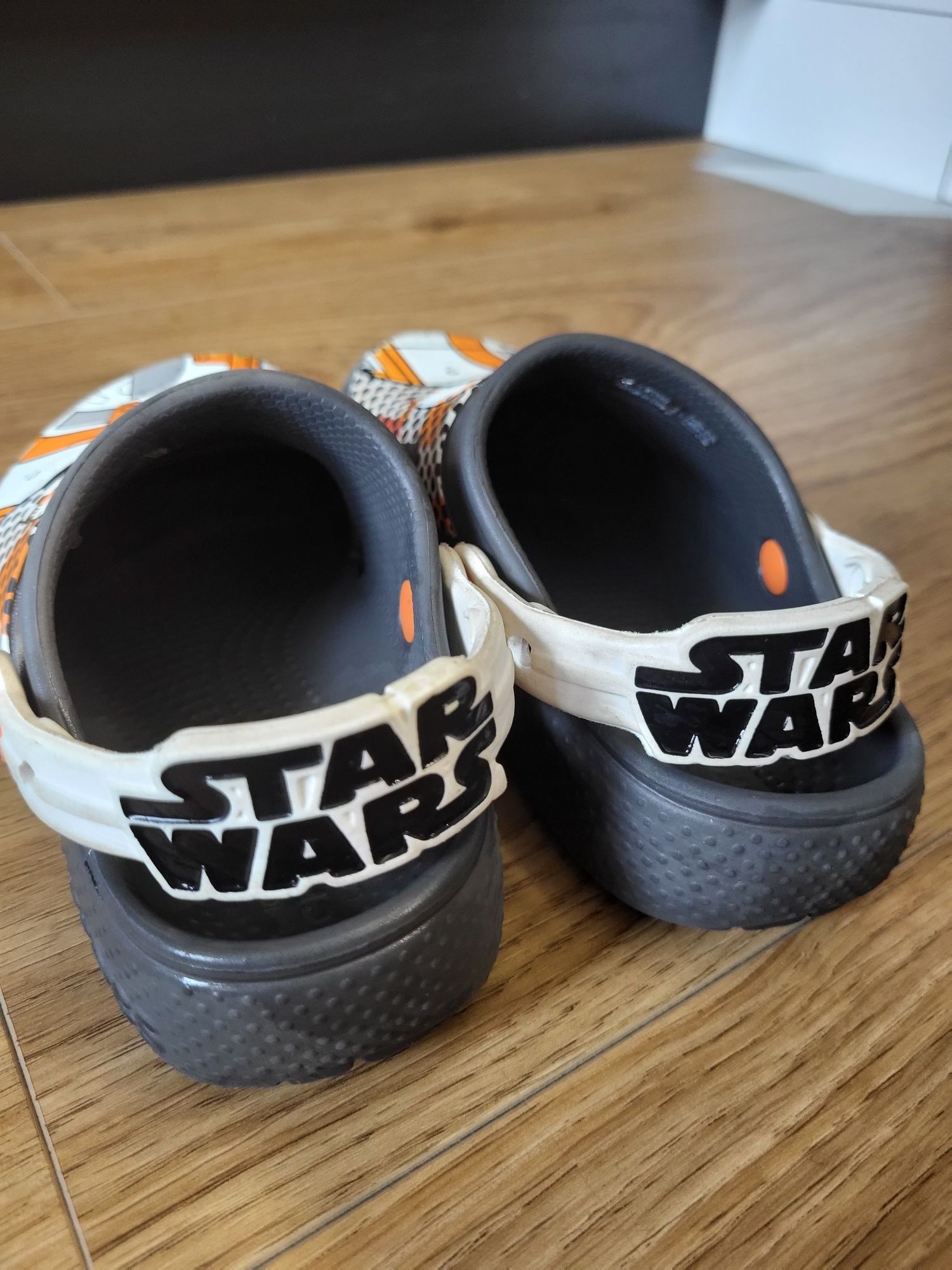 Crocs klapki/sandały Star Wars BB8 rozm. C11