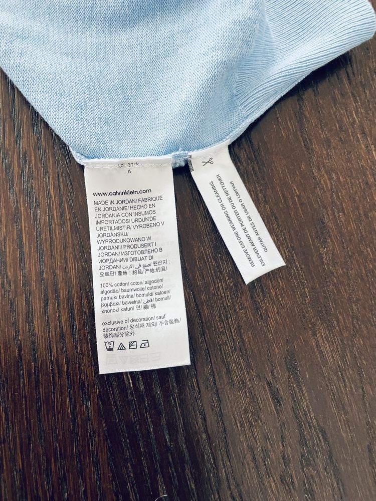 Жіноча кофтинка  Calvin Klein оригінал, як новий!