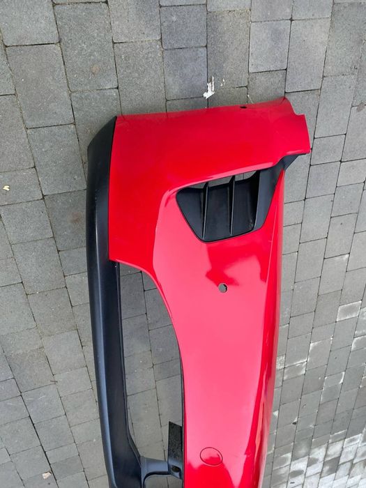 Porsche taycan gts  бампер передній