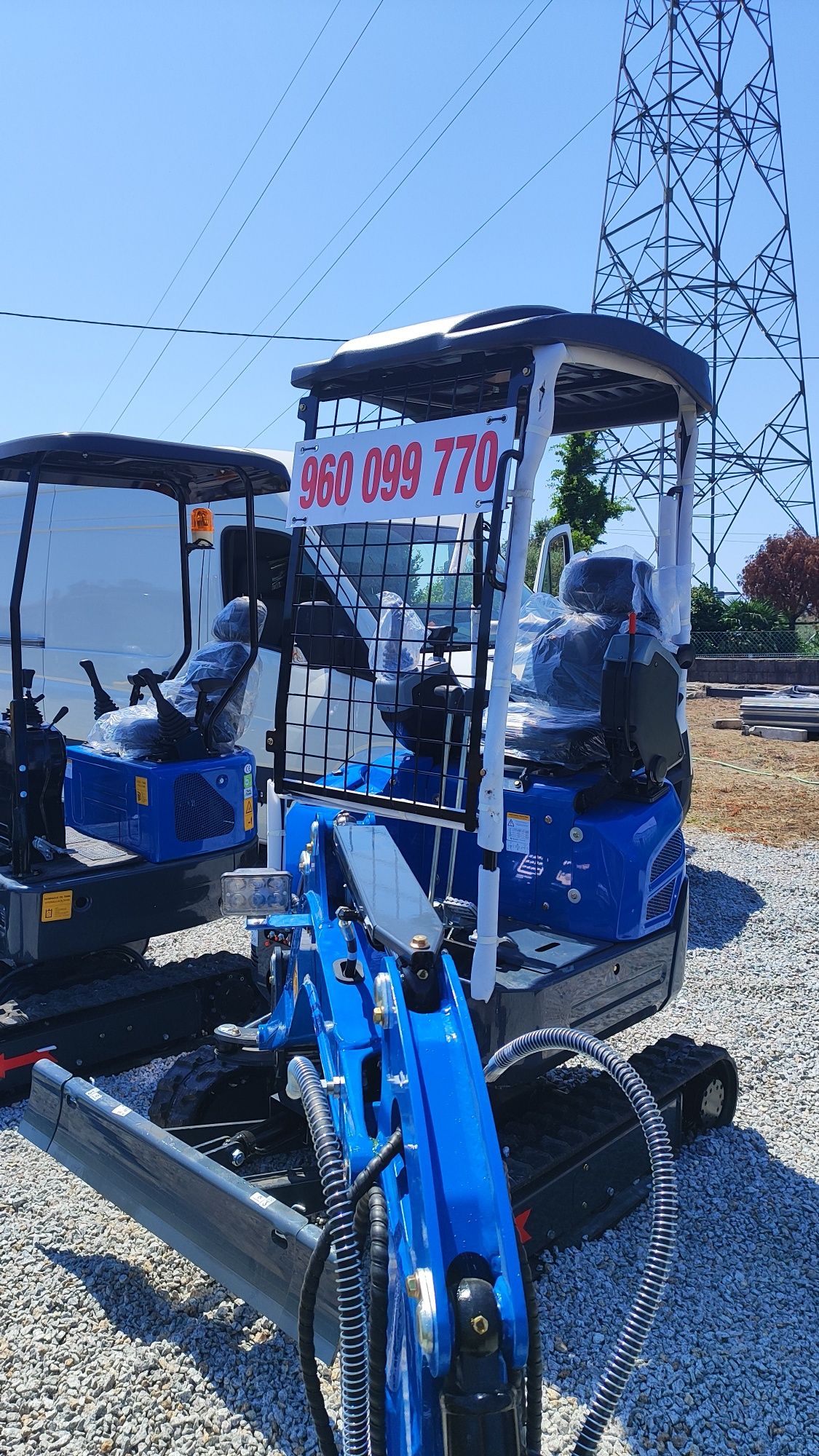 Mini giratória 1500KG