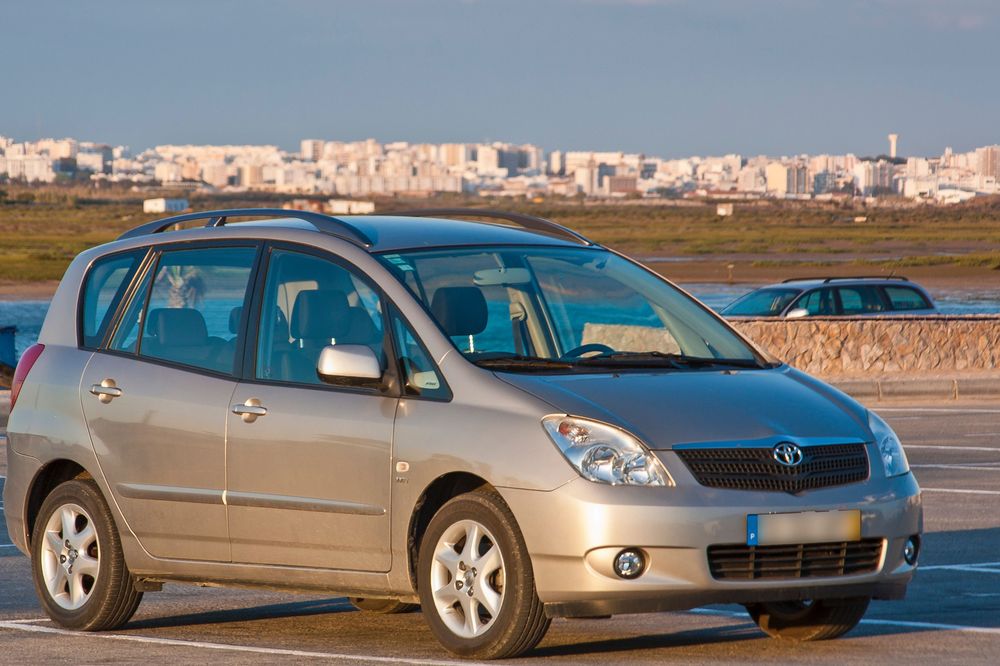 Toyota Corolla Verso 2003 - Gasolina - 170.000 km - Excelente Estado!