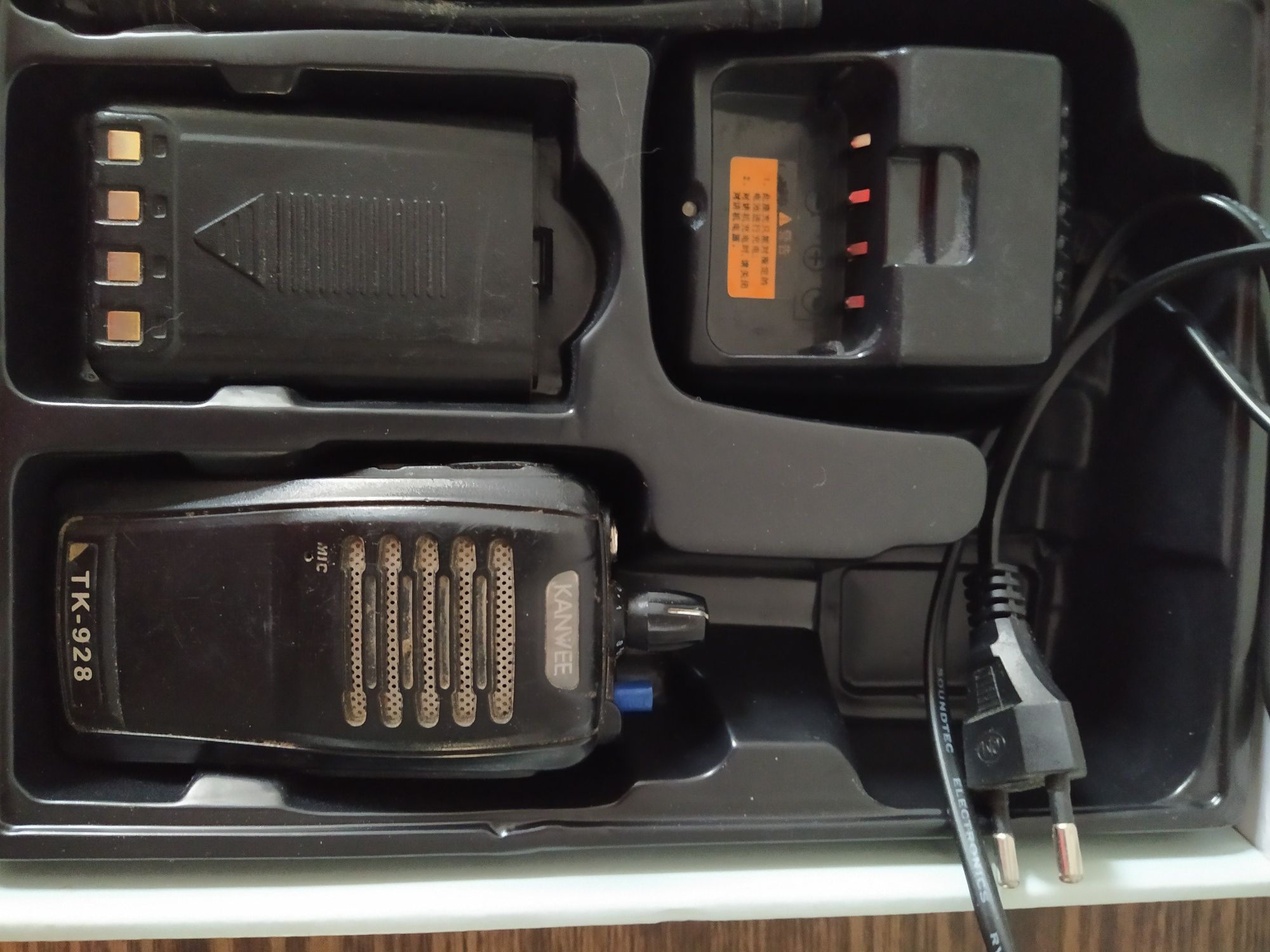 Radiotelefon Kanwee TK-928 UHF HRS