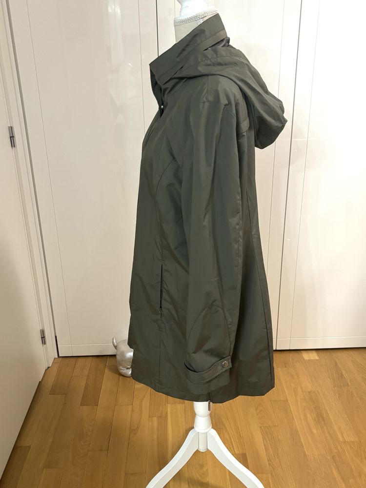 Kurtka z chowanym kapturem DKNY