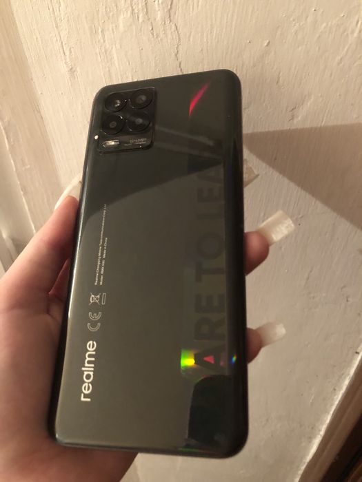 Продам Realme 8 6/128