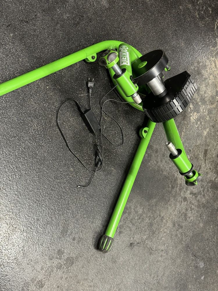 Trenażer Kinetic Rock and Roll plus Smart Control Power Unit