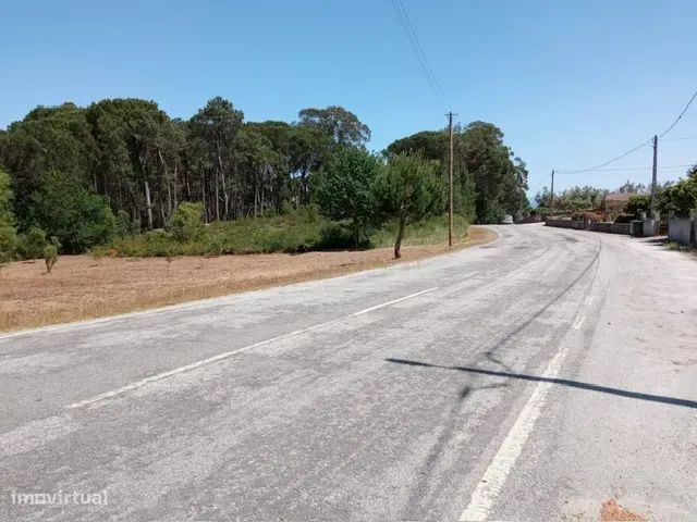 Terreno com 1838m2 em Oliveira do Conde.