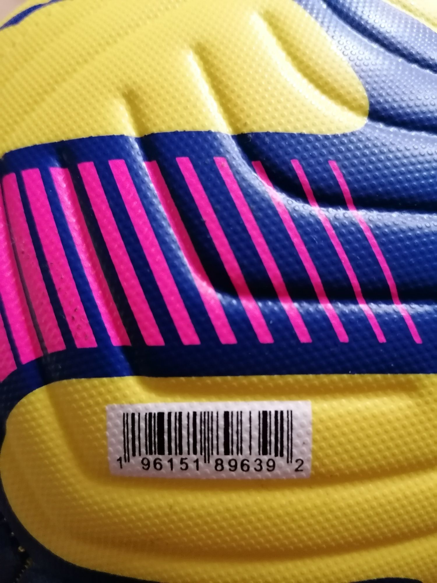 Nowa piłka Nike aerowsculpt 22-23 rozmiar5