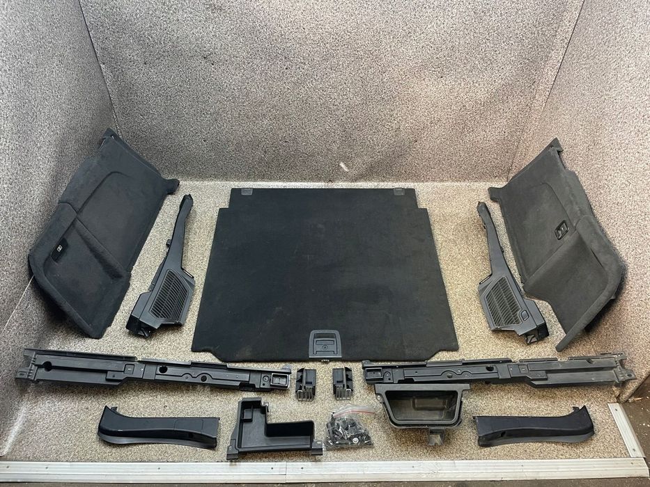 Wnetrze tapicerka boczki podloga bagaznika 5 osob BMW X5 E70 czarne KPL