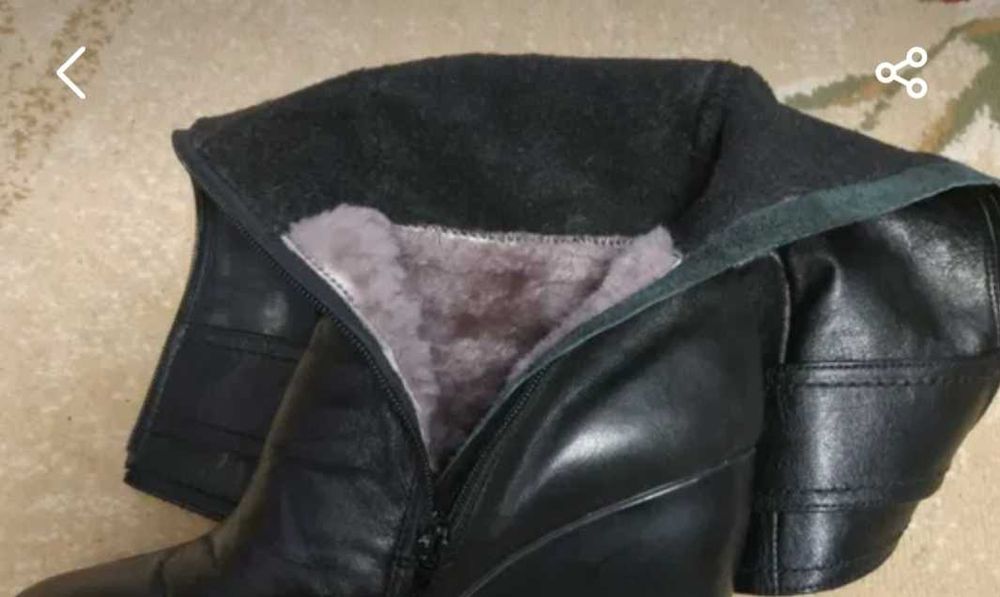 Продам зимові чоботи