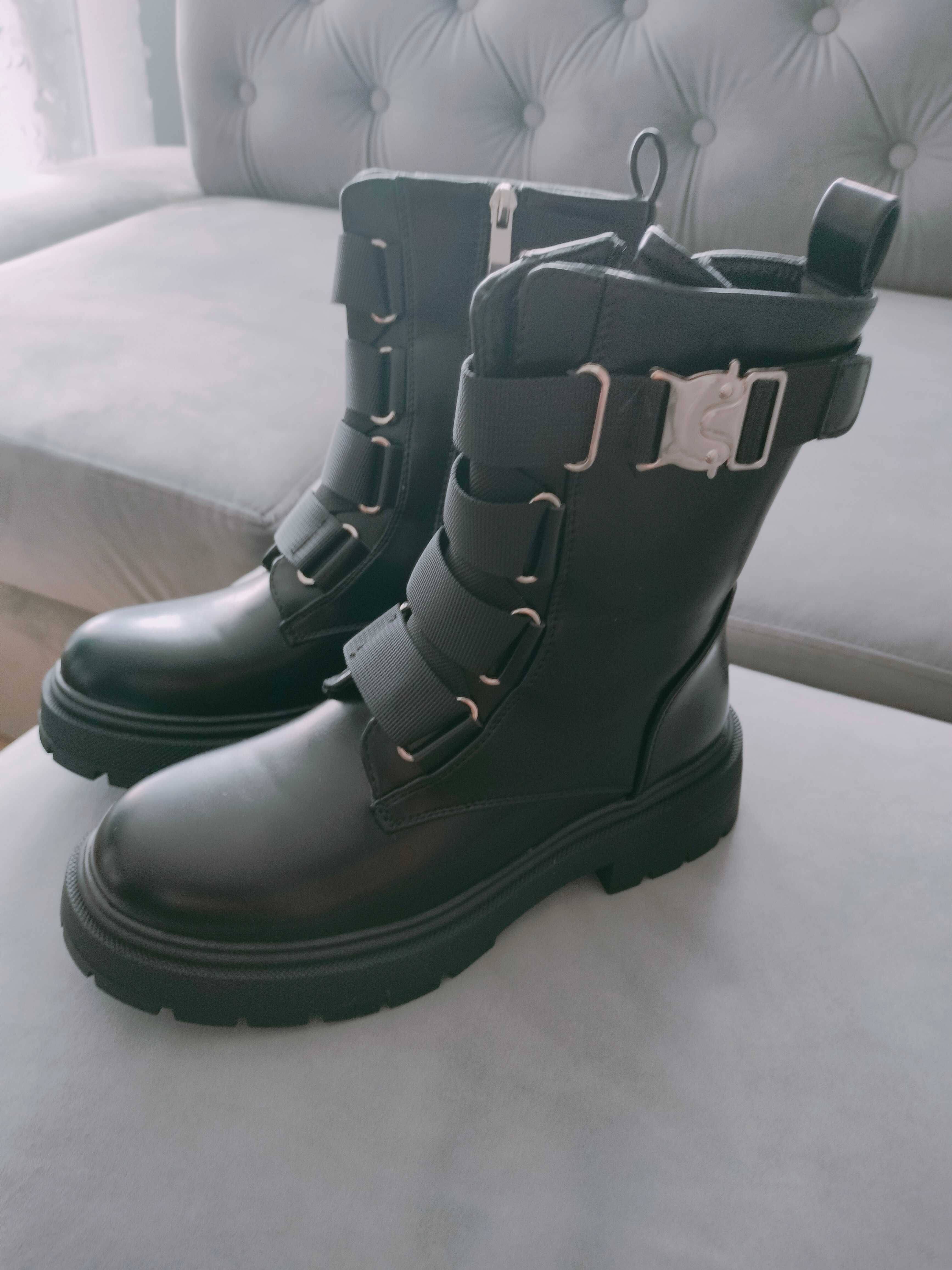 Nowe botki/trapery 36