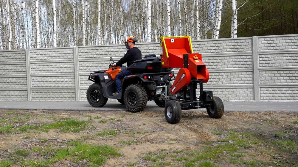 Rębak MOBILNY 15KM spalinowy REMET RPS-120