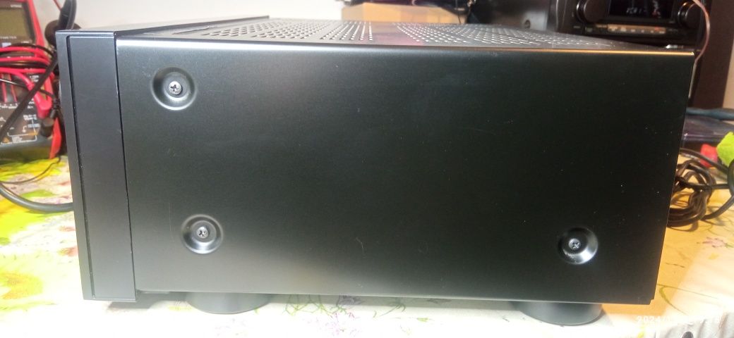 Amplituner Onkyo HT-R548