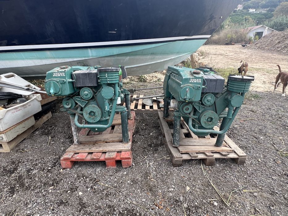 Embarcação Chris Craft Constellation 28 Ft