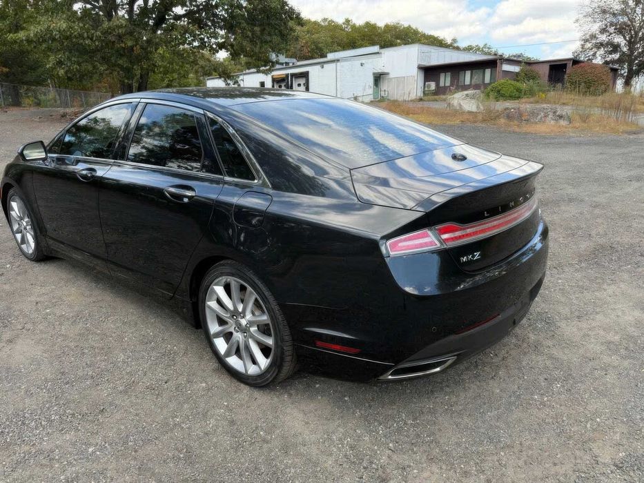 Lincoln MKZ      2015