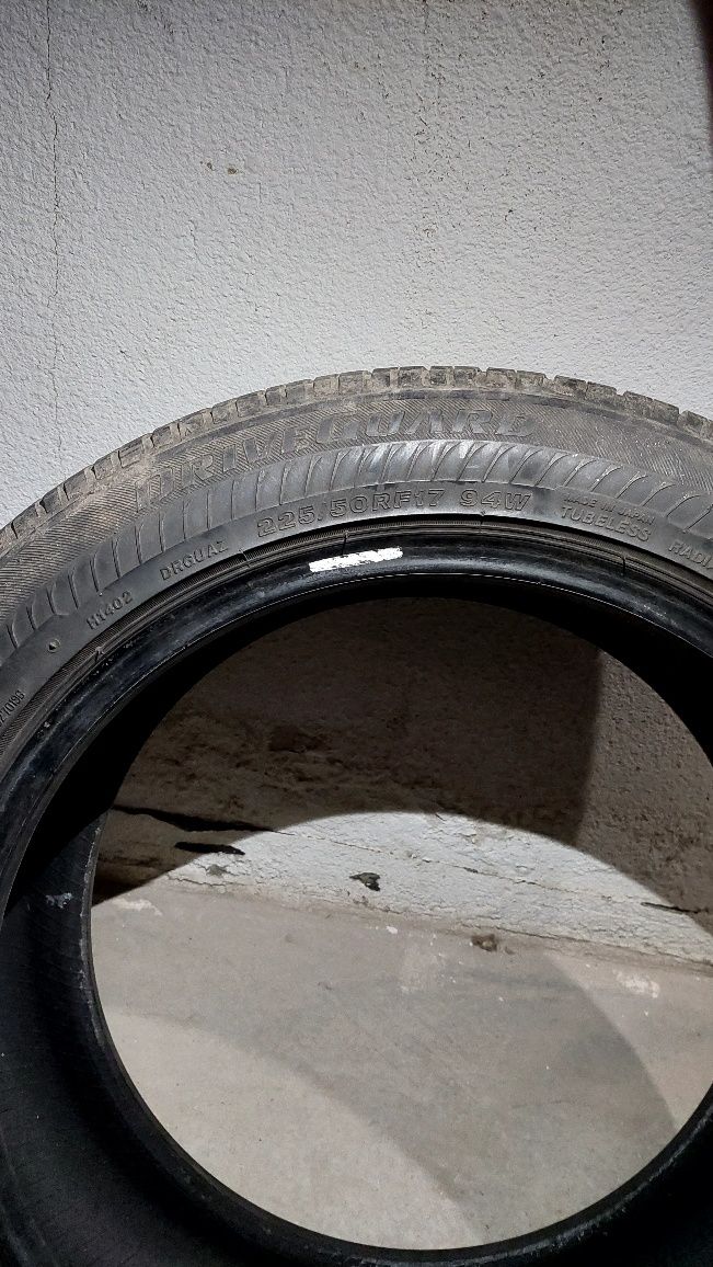 Бронированные шины BRIGESTONE DRIVEGUARD 225/60R17