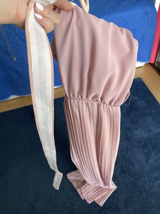 Macacão rosa plissado, tamanho S