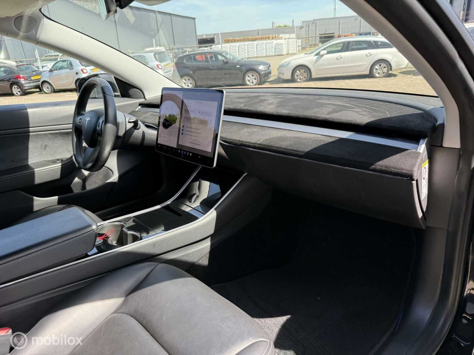 Tesla Model 3 Long Range AWD 75 kWh FSD