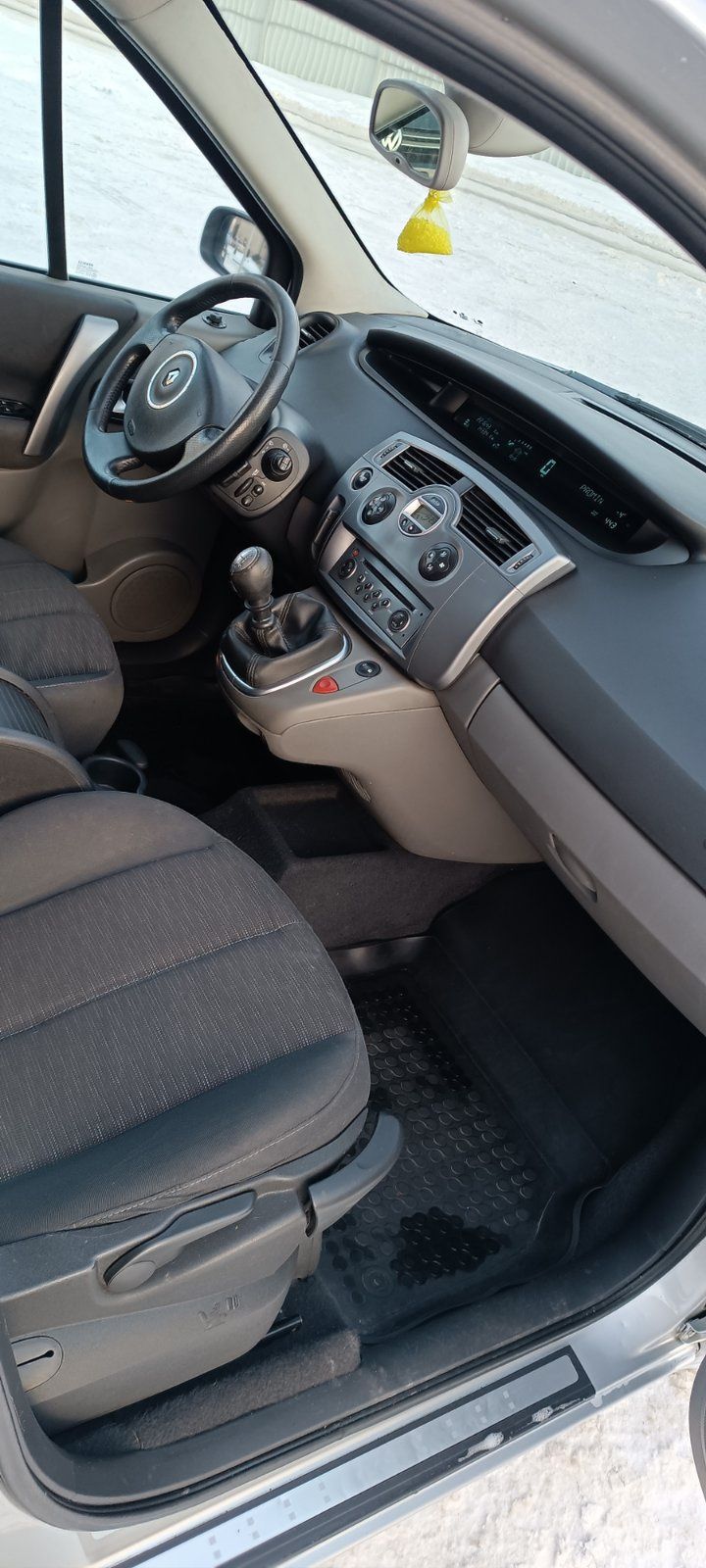 Продам Renault Grand Scenic