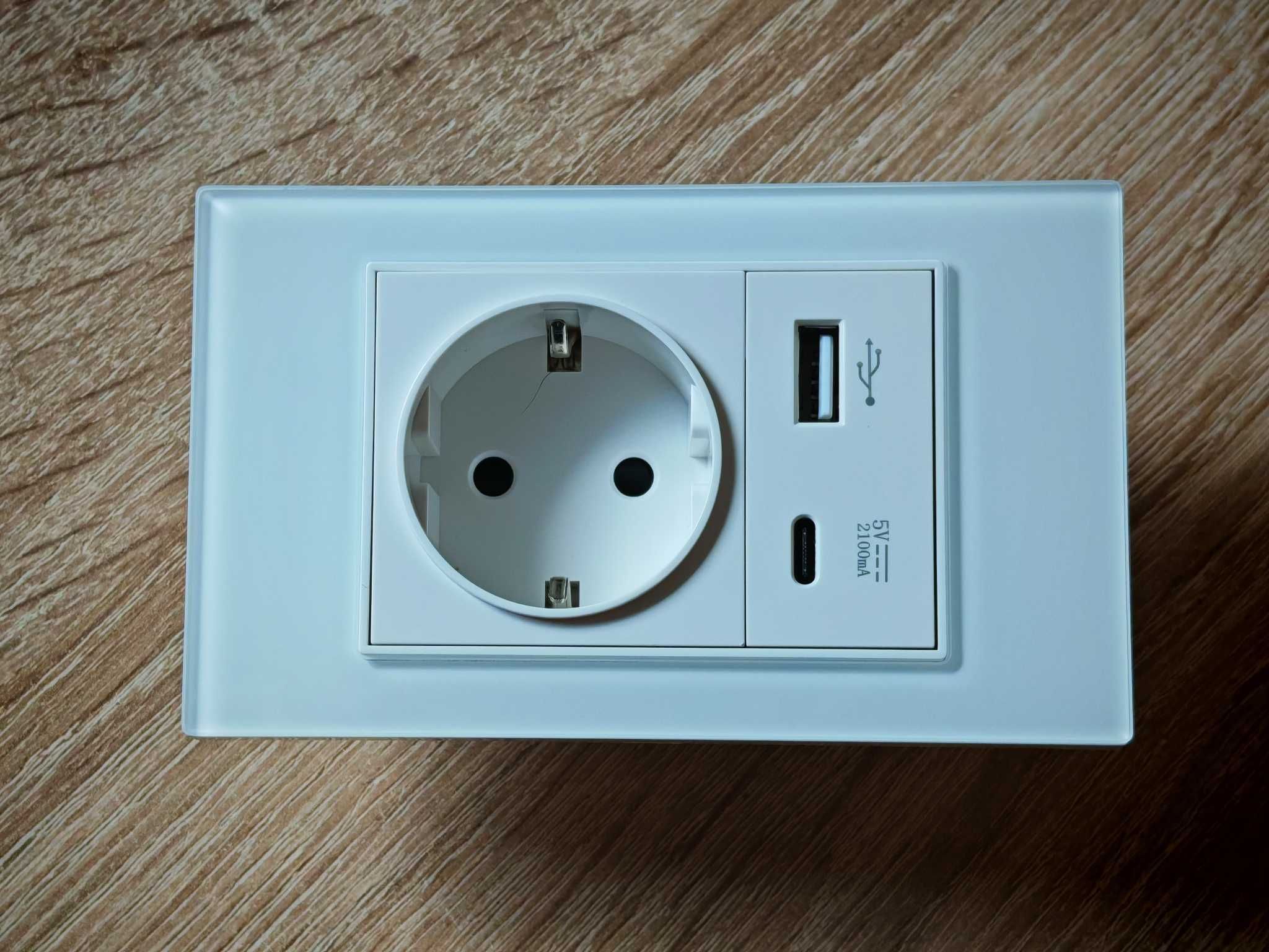 Gniazdo 220V 118*72mm Panel ze Szkła hartowanego USB, Type-C