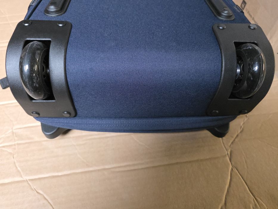 Eastpak Walizka TRANVERZ S