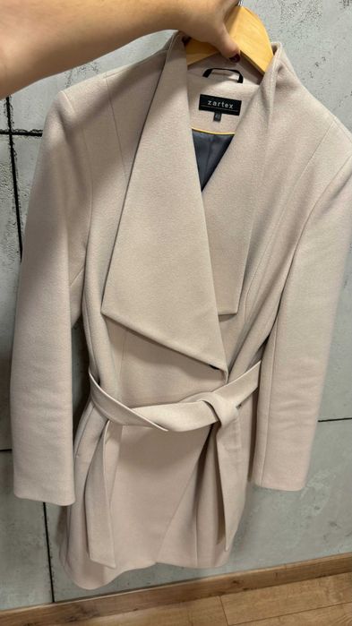 PŁASZCZ Zartex roz. 40 NOWY