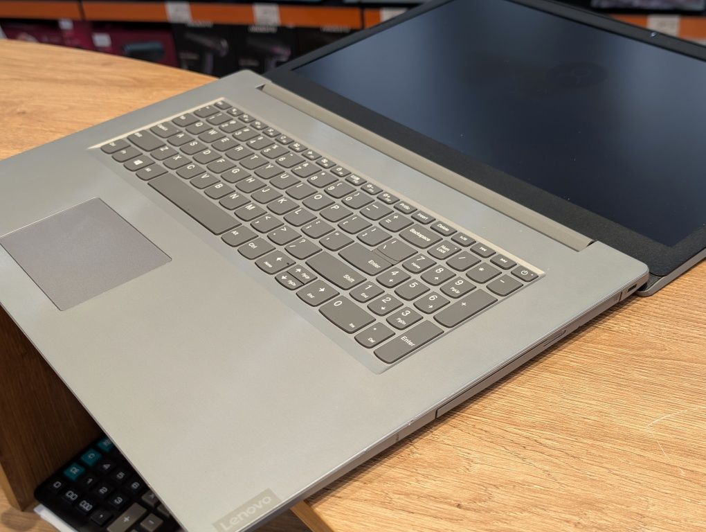 Lenovo IdeaPad  l340-17iwl 17"
