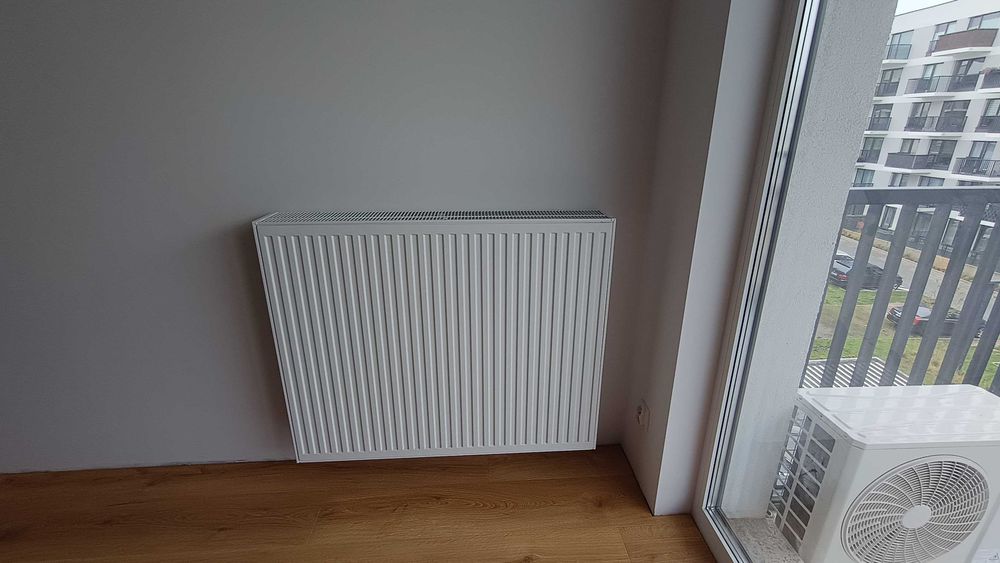Grzejnik 3płytowy Radson INTEGRA 33 900x1120 rozstaw 50 mm prawy dolny
