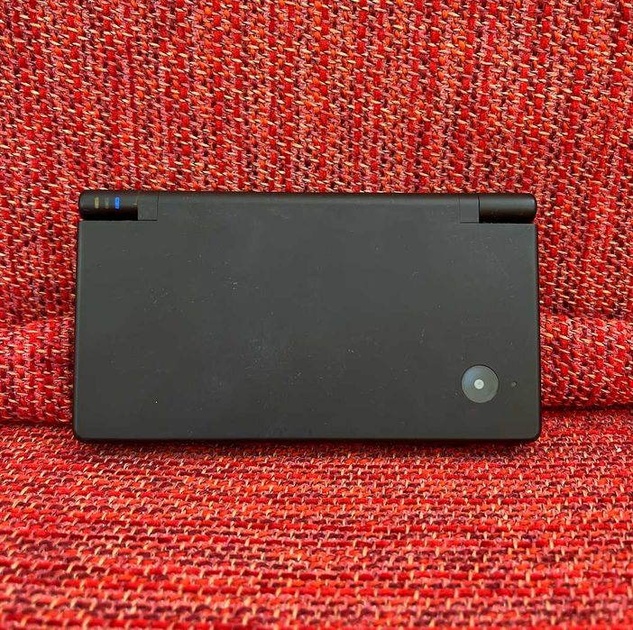 Nintendo DSi Preta (+80 Jogos) - Desbloqueada