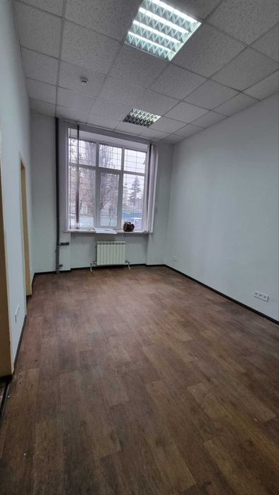 Здається окремий офіс в центрі