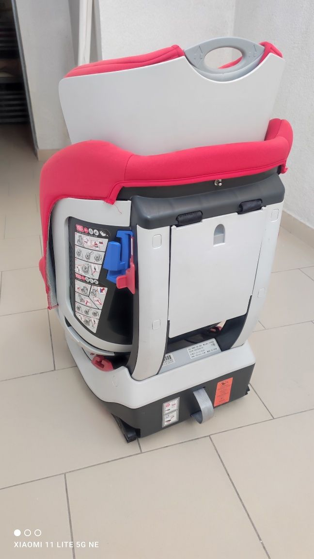 Cadeira auto da marca Chico